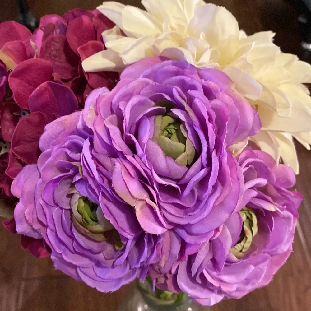 Set of 5 long stem faux flowers 💐 ivory fuchsia purple lavender pink tones​